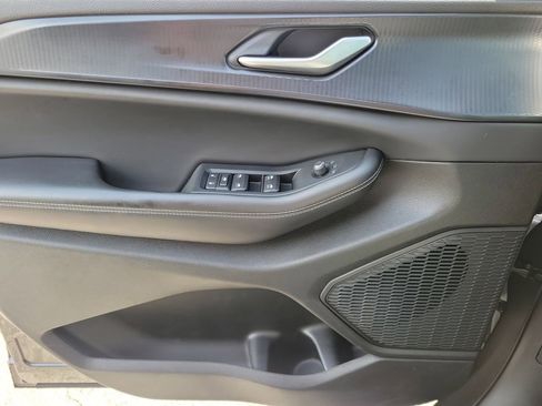 Used 2023 Jeep Grand Cherokee Altitude image 25