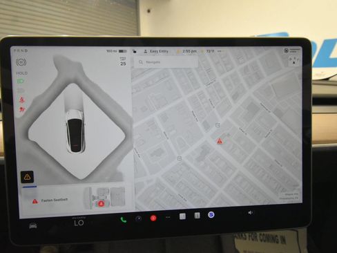 Used 2023 Tesla Model Y Long Range AWD/4WD image 32