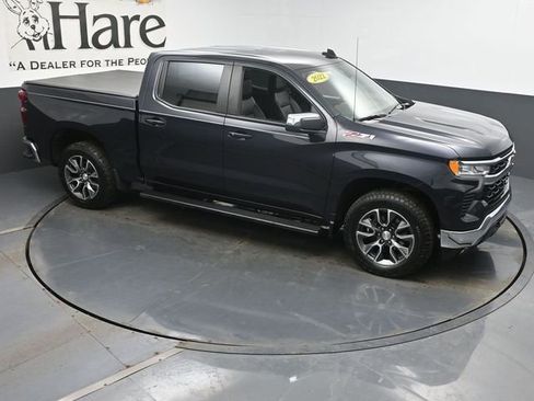 Used 2022 Chevrolet Silverado 1500 LT w/ All Star Edition Plus image 36