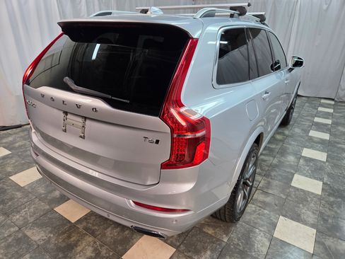 Used 2018 Volvo XC90 T6 Momentum w/ Convenience Package image 5
