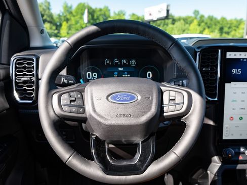 New 2026 Ford Ranger Lariat w/ FX4 Off-Road Package AWD/4WD image 28