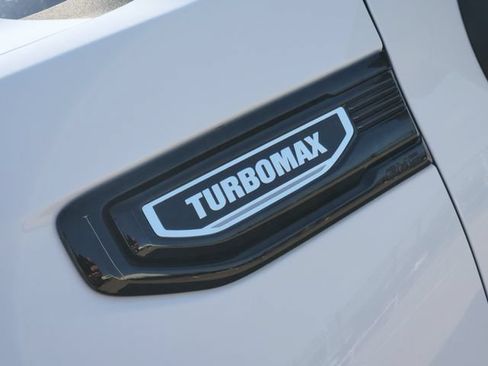 Used 2026 GMC Sierra 1500 Pro w/ Graphite Edition RWD image 8
