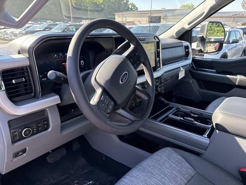 New 2026 Ford F350 XLT w/ XLT Premium Package AWD/4WD image 23