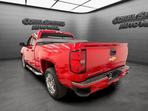 Used 2018 Chevrolet Silverado 1500 Custom w/ Custom Value Package RWD image 3