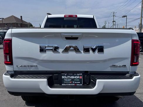 Used 2026 RAM 2500 Limited AWD/4WD image 6