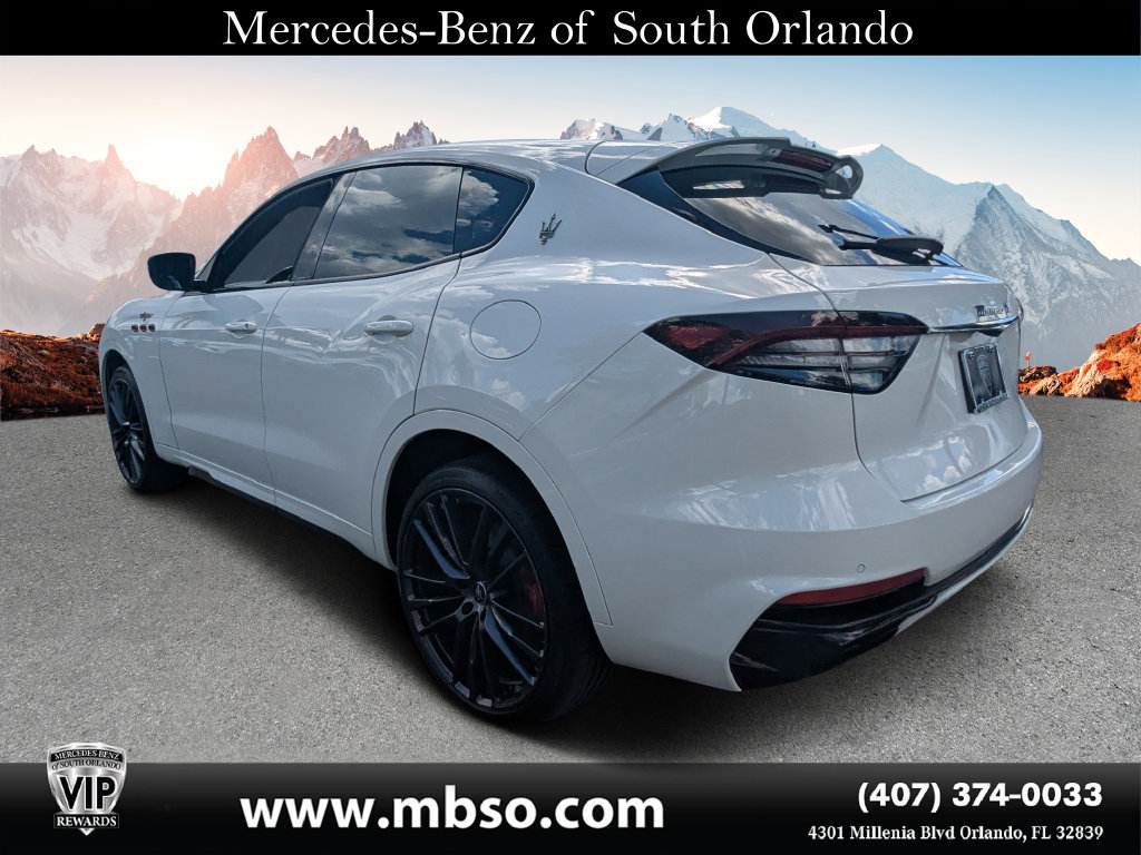 Used 2022 Maserati Levante Trofeo AWD/4WD image 19