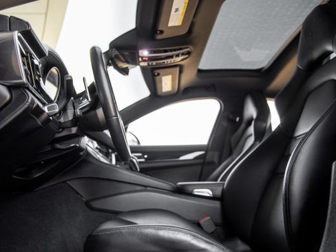 Certified 2023 Porsche Panamera 4S AWD/4WD image 24