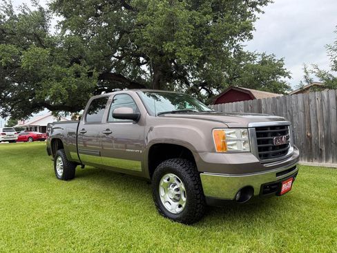 Used 2008 GMC Sierra 2500 SLT w/ Entertainment Package AWD/4WD image 38