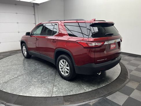 Certified 2021 Chevrolet Traverse LT w/ LPO, Floor Liner Package AWD/4WD image 2