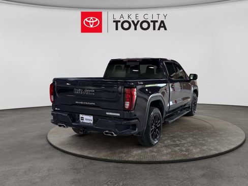 Used 2022 GMC Sierra 1500 Elevation w/ Elevation Premium Package AWD/4WD image 9