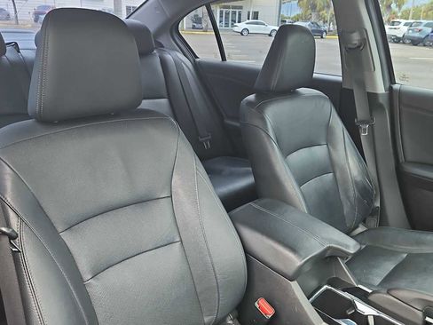 Used 2017 Honda Accord EX-L image 26