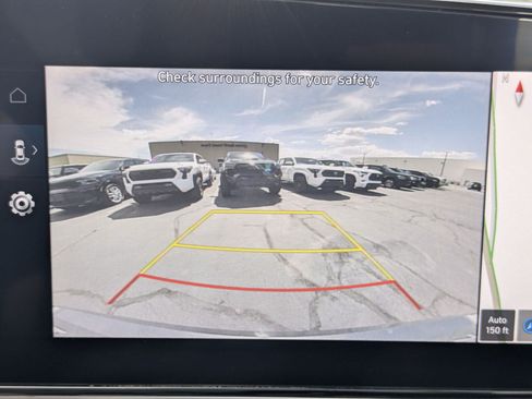 Certified 2024 Hyundai Elantra SEL FWD image 26