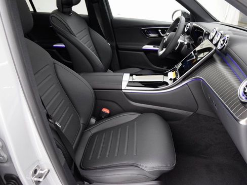 New 2026 Mercedes-Benz GLC 300 image 16