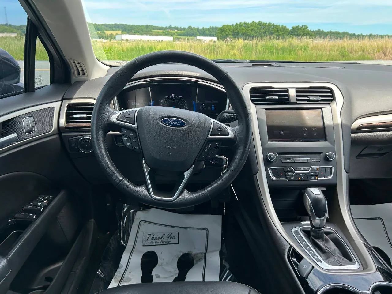 Used 2016 Ford Fusion SE w/ Equipment Group 202A AWD/4WD image 16