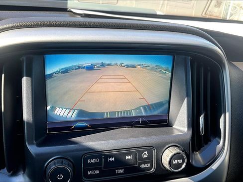 Used 2018 Chevrolet Colorado ZR2 image 21