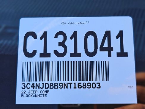 Used 2022 Jeep Compass Latitude image 10