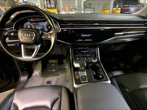 Used 2022 Audi Q7 3.0T Premium image 15