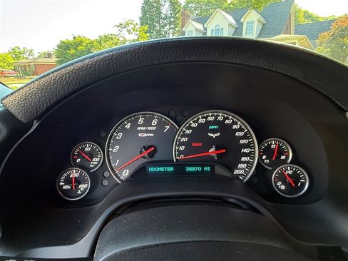 Used 2009 Chevrolet Corvette Z06 RWD image 36