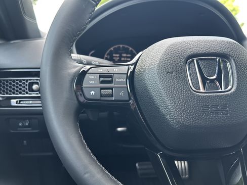 Used 2025 Honda Civic Sport image 18