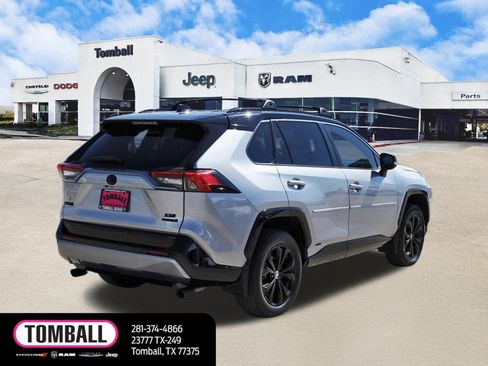 Used 2024 Toyota RAV4 XSE image 7