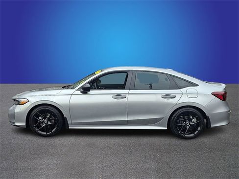 Used 2025 Honda Civic Sport image 7