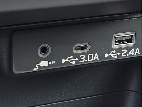 Certified 2025 Subaru Crosstrek 2.0i Premium AWD/4WD image 16