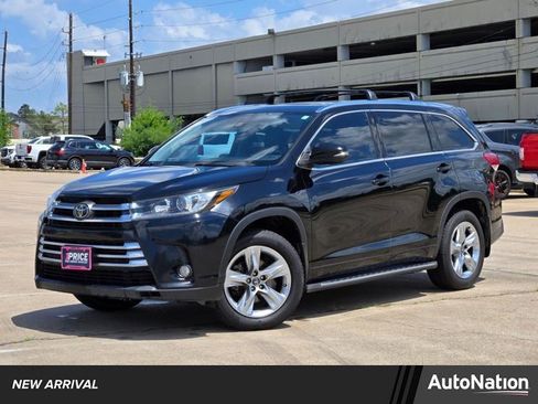 Used 2017 Toyota Highlander Limited image 1