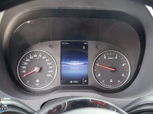 Used 2025 Mercedes-Benz Sprinter 2500 image 18