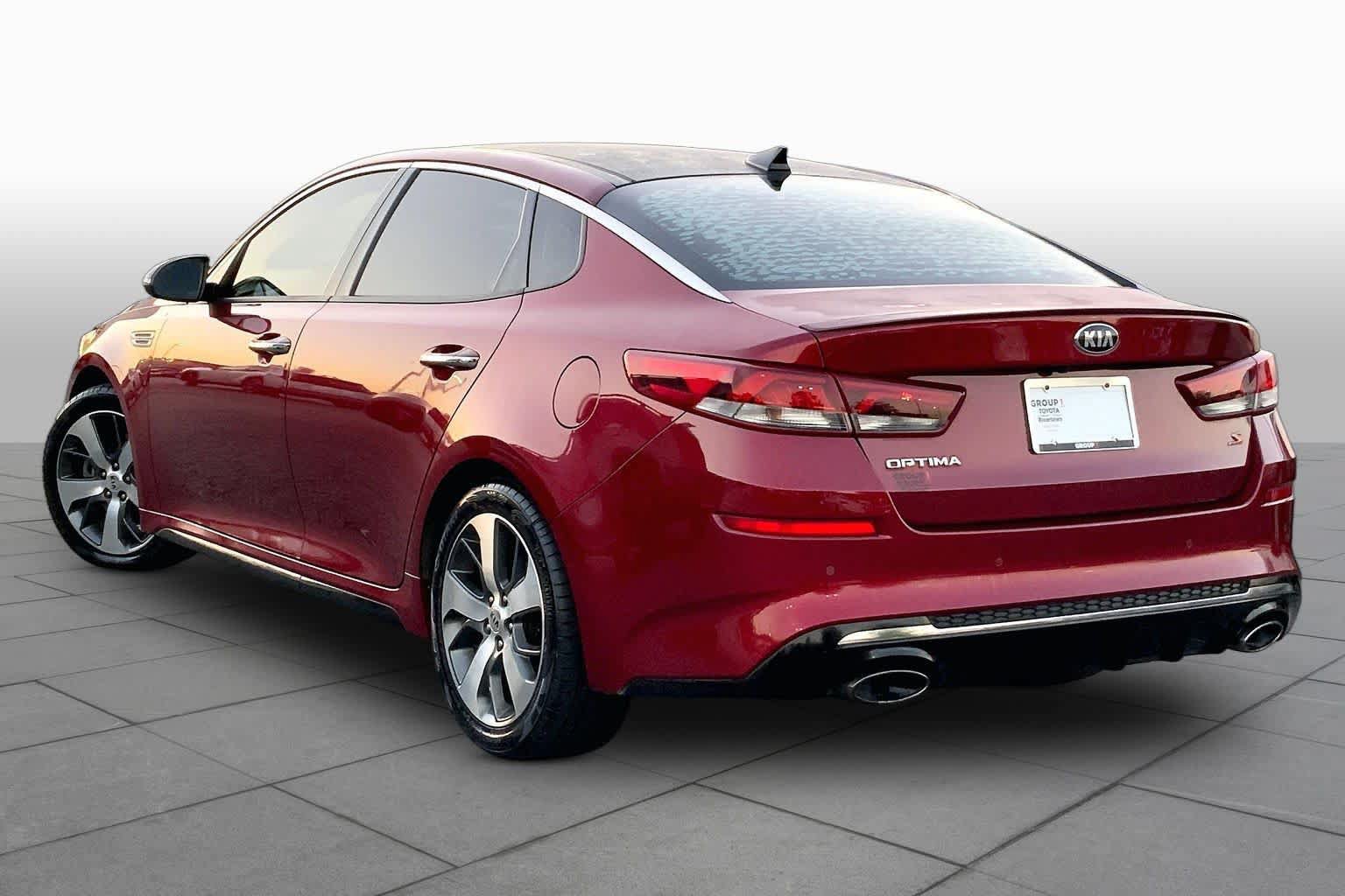 Used 2019 Kia Optima S w/ S Panoramic Sunroof Package FWD image 11