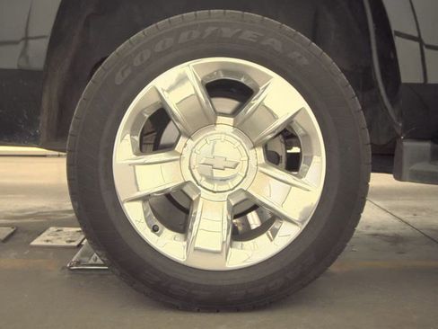 Used 2019 Chevrolet Tahoe LT AWD/4WD image 11
