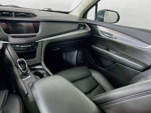 Used 2019 Cadillac XT5 Luxury FWD image 25