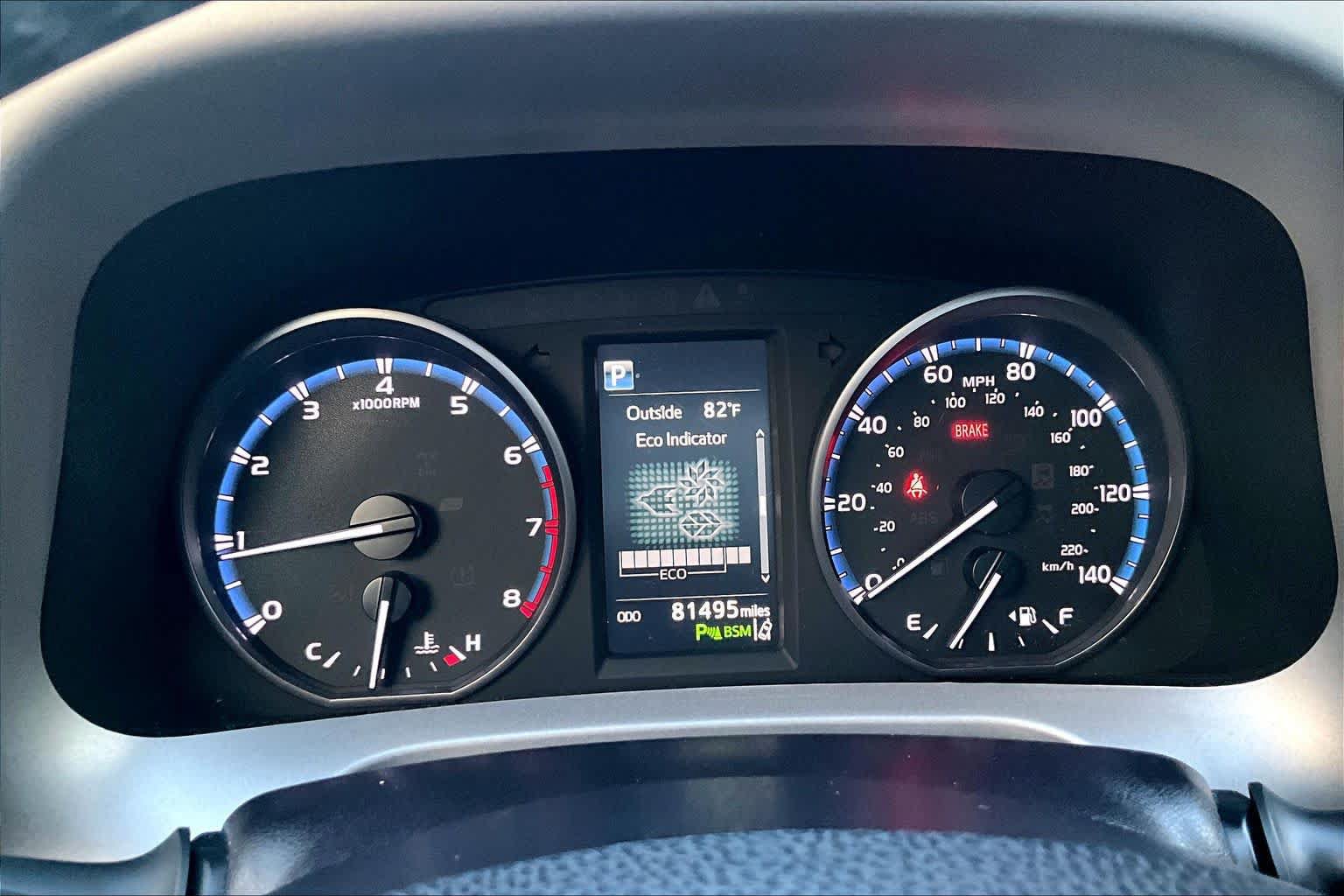 Used 2017 Toyota RAV4 XLE AWD/4WD image 26