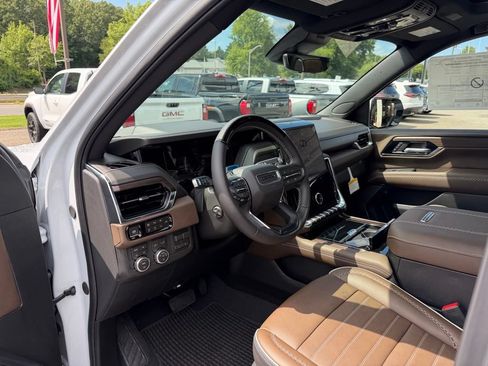 New 2026 GMC Yukon XL Denali Ultimate AWD/4WD image 26
