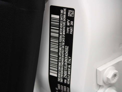 Used 2022 Maserati Levante GT image 43