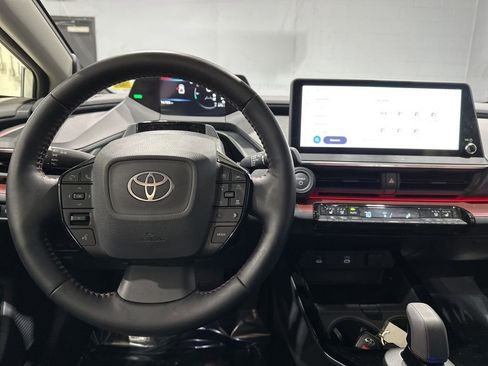 Used 2024 Toyota Prius Prime Premium image 9
