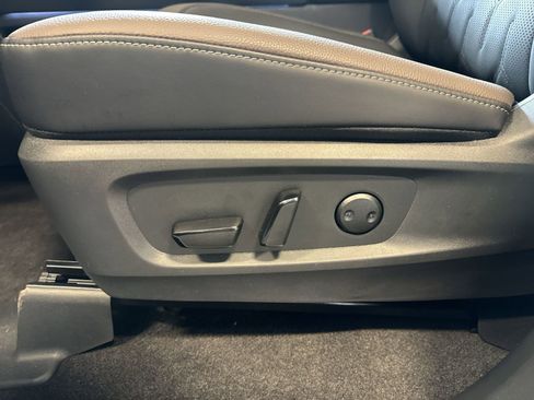 New 2026 Nissan Pathfinder Platinum AWD/4WD image 20