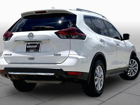 Used 2020 Nissan Rogue S w/ Special Edition Package FWD image 13