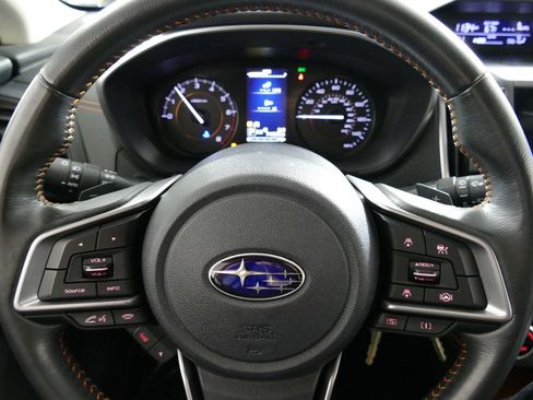 Used 2021 Subaru Crosstrek 2.0i Premium AWD/4WD image 23