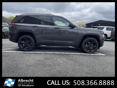 New 2026 Jeep Grand Cherokee Limited AWD/4WD image 6