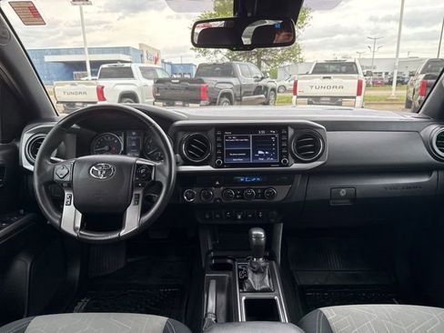 Certified 2021 Toyota Tacoma TRD Off-Road w/ Technology Package image 13
