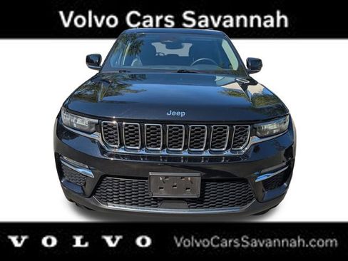 Used 2023 Jeep Grand Cherokee Limited image 11