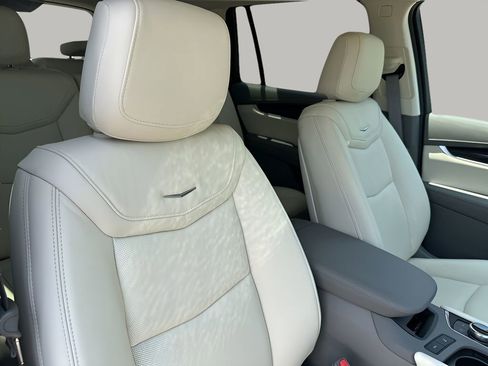 New 2025 Cadillac XT6 Premium Luxury w/ Technology Package image 13