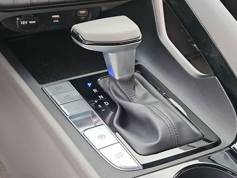 Certified 2023 Hyundai Elantra SEL w/ Convenience Package image 32