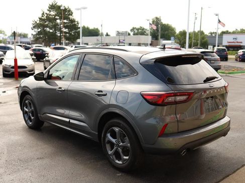 Used 2024 Ford Escape ST-Line Select w/ Tech Pack #1 AWD/4WD image 7