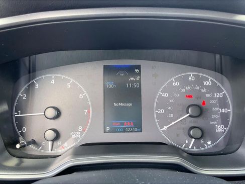Used 2025 Toyota Corolla LE FWD image 25