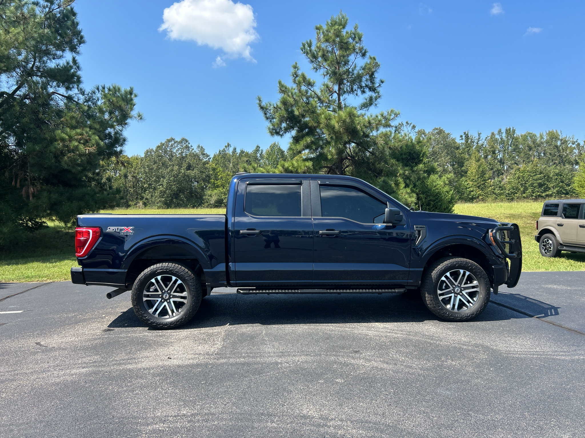 Certified 2023 Ford F150 XL w/ STX Appearance Package AWD/4WD image 8