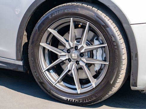 Used 2017 Maserati Ghibli RWD image 5
