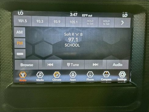 Used 2018 Jeep Wrangler Sport AWD/4WD image 17