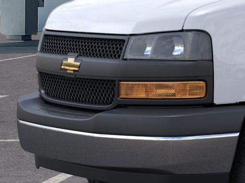 New 2026 Chevrolet Express 3500 w/ Power Convenience Package image 37