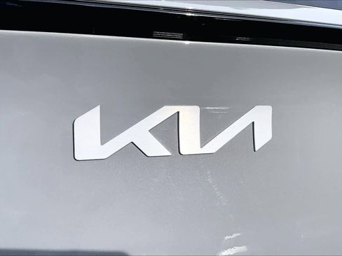 Used 2024 Kia Sportage SX FWD image 31